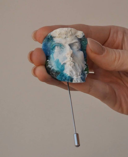 Broche de estilo antiguo