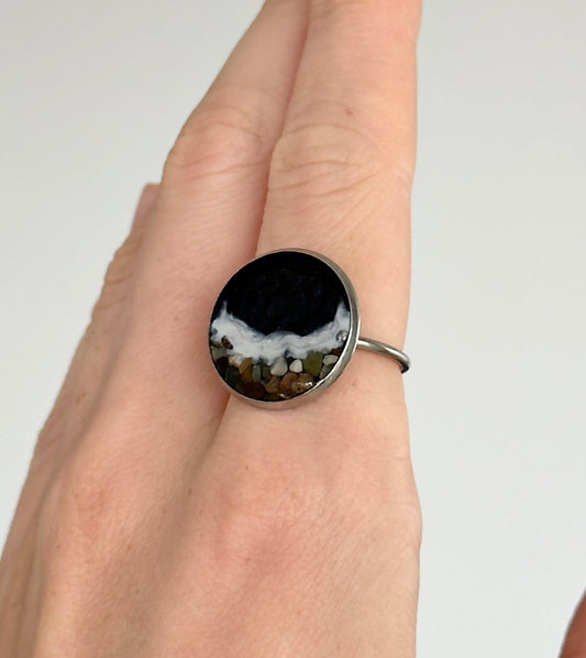 Anillo de acero inoxidable con motivos marinos