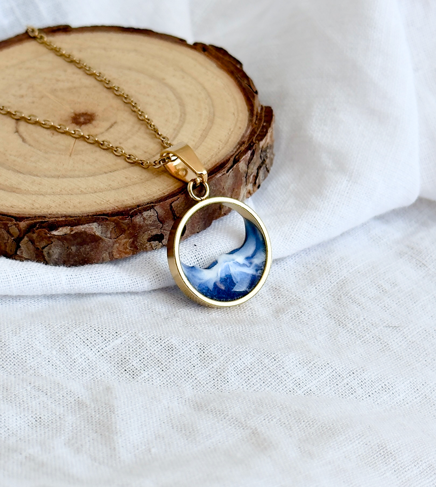 Stainless steel wave pendant
