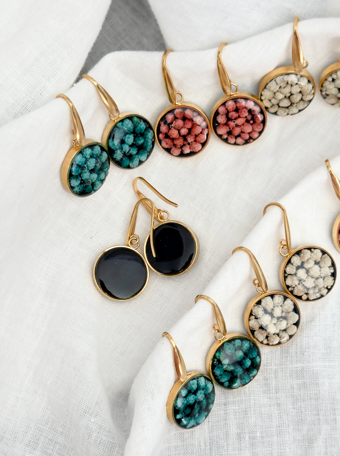 Pendientes con flores naturales