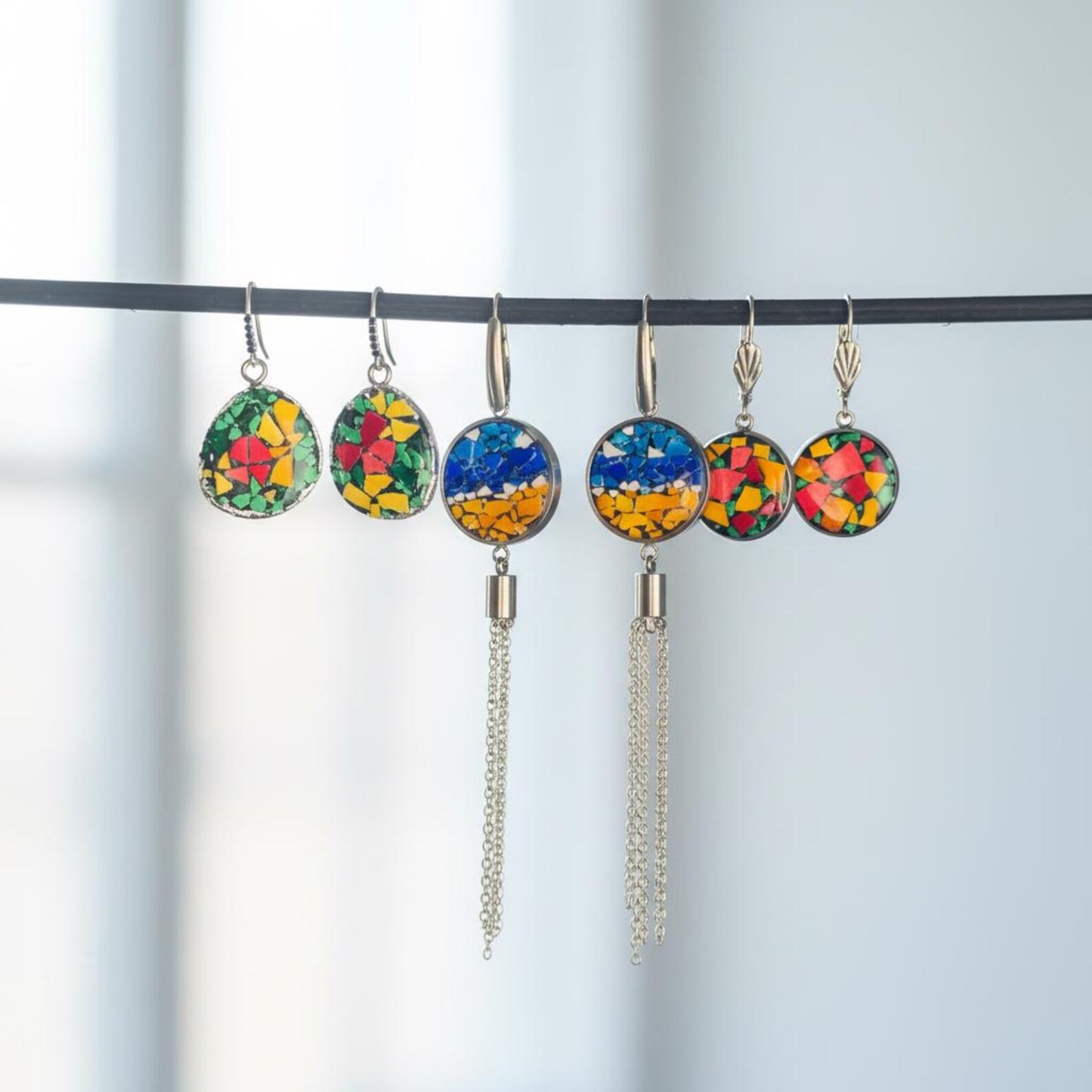 Pendientes largos de acero inoxidable con micro-mosaico