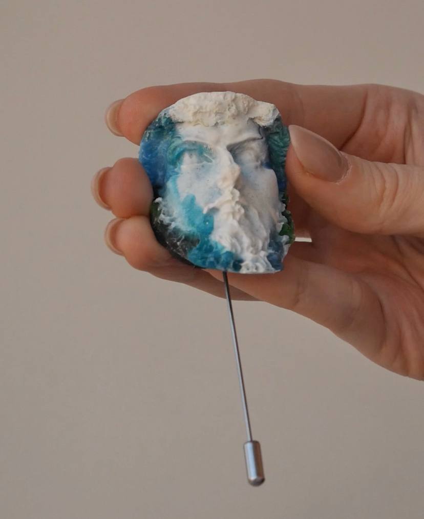 Broche de estilo antiguo