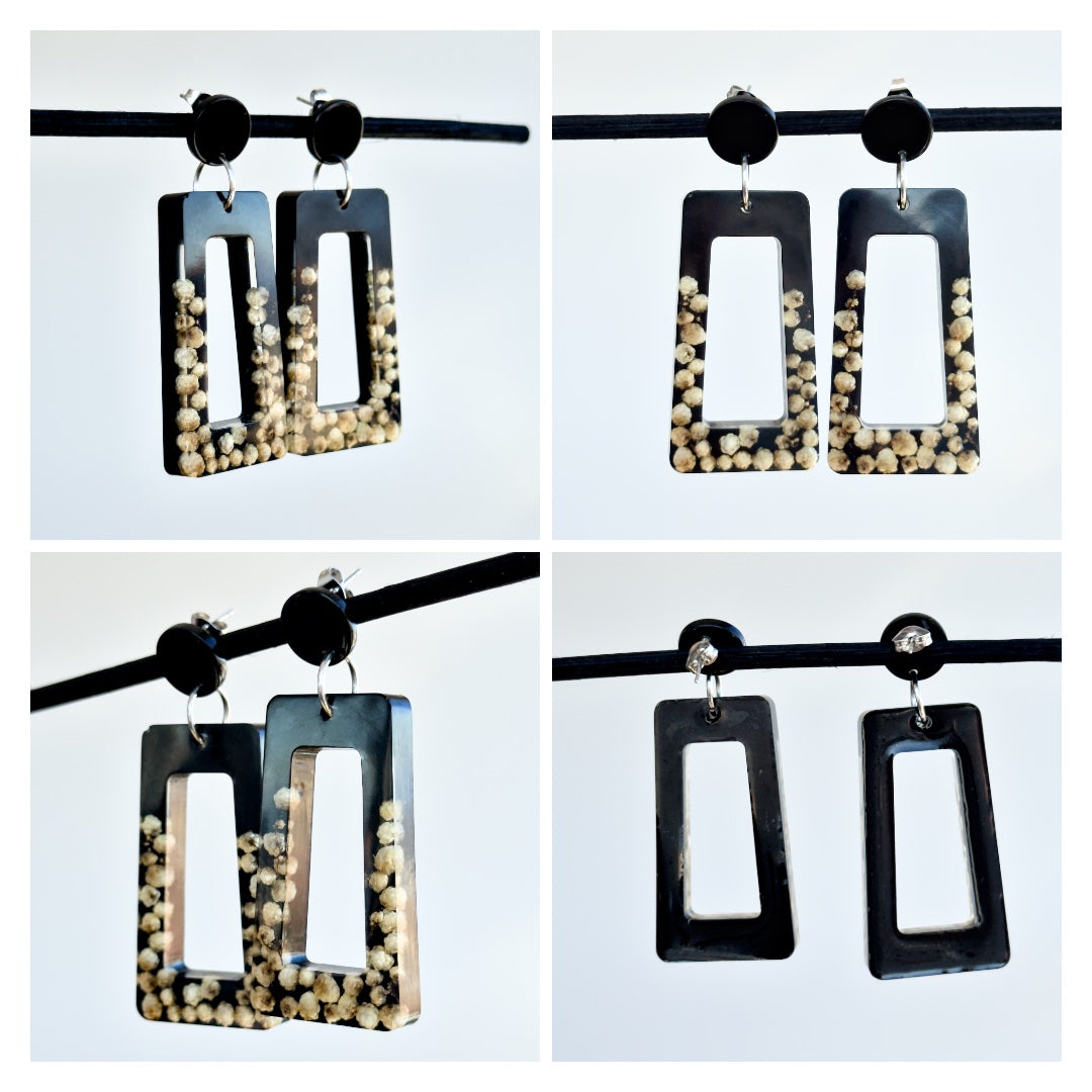 Black earrings with real flowers 
