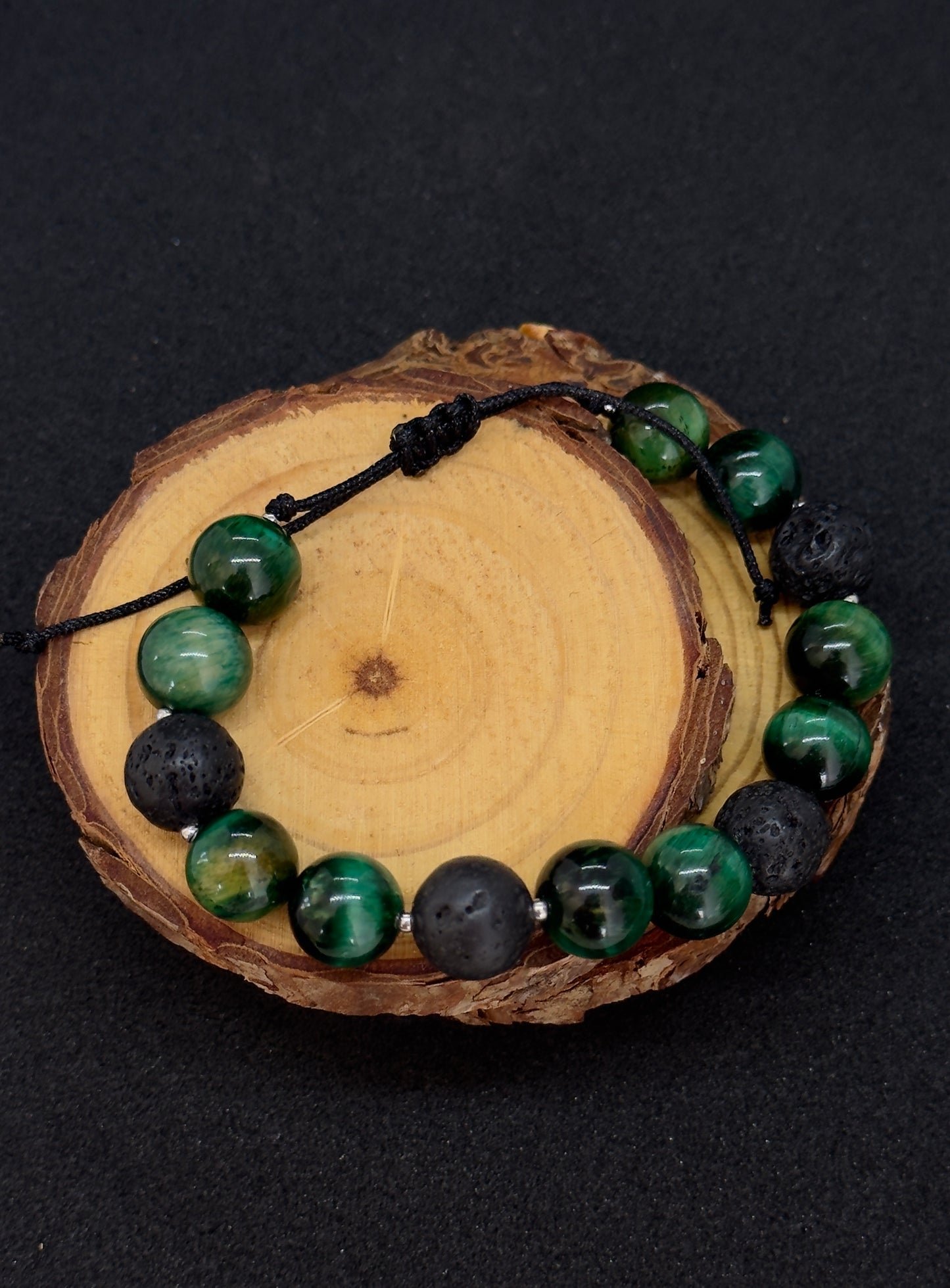 Men's bracelet in black and green with natural stones