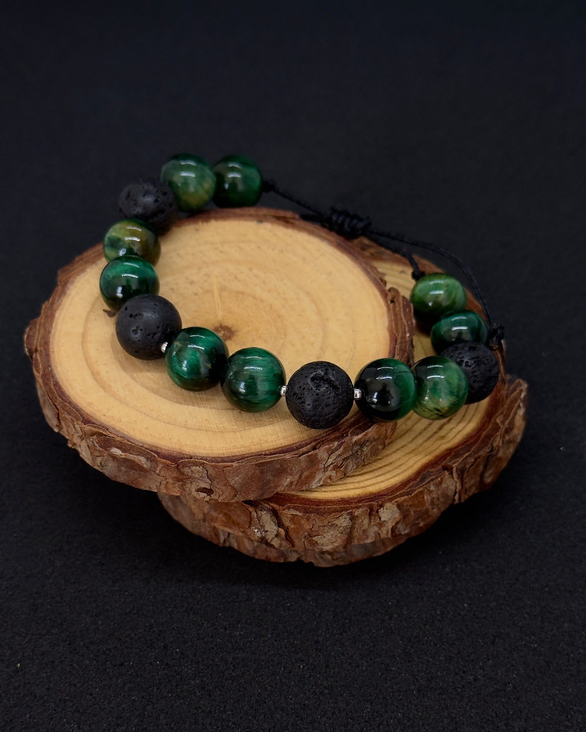 Men's bracelet in black and green with natural stones