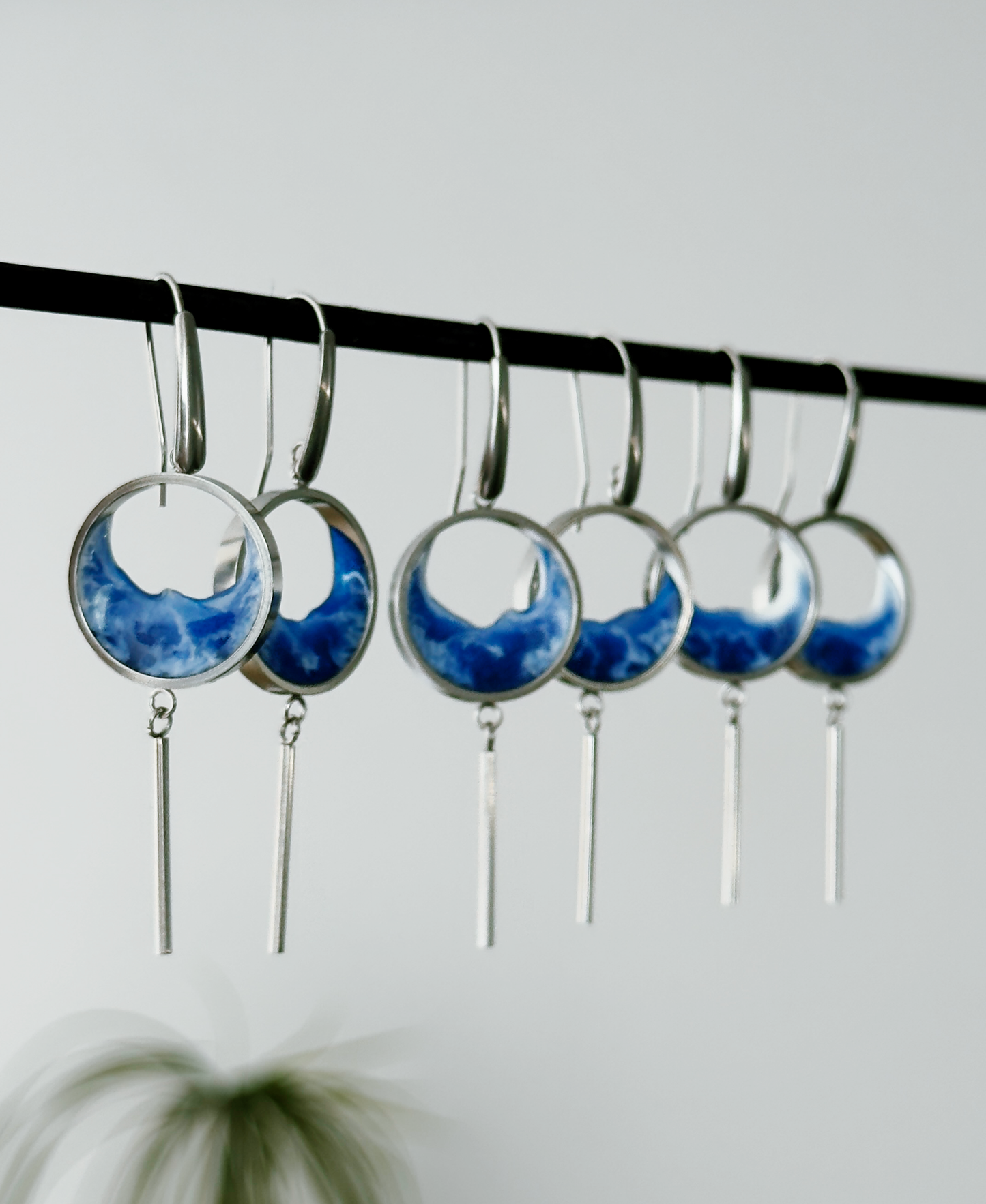 Pendientes de acero inoxidable con diseño de olas