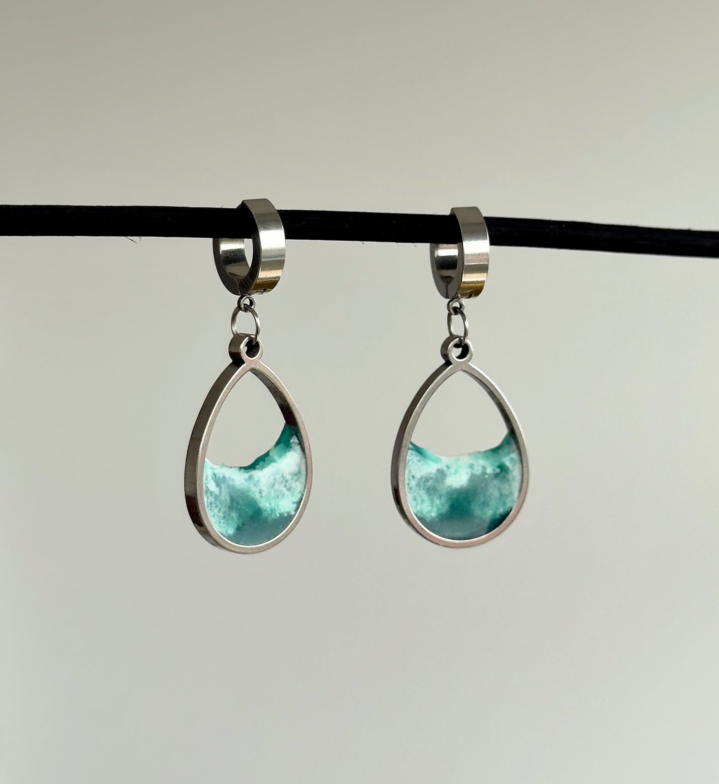 Pendientes de acero inoxidable con olas