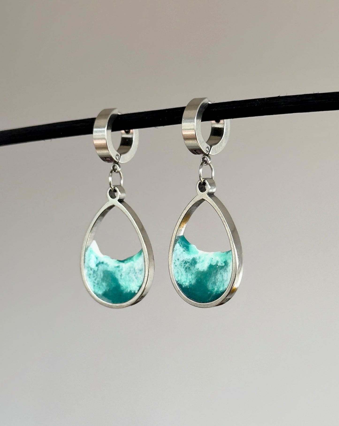 Pendientes de acero inoxidable con olas