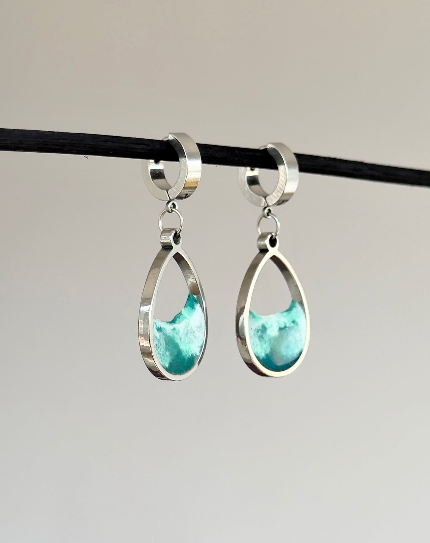 Pendientes de acero inoxidable con olas