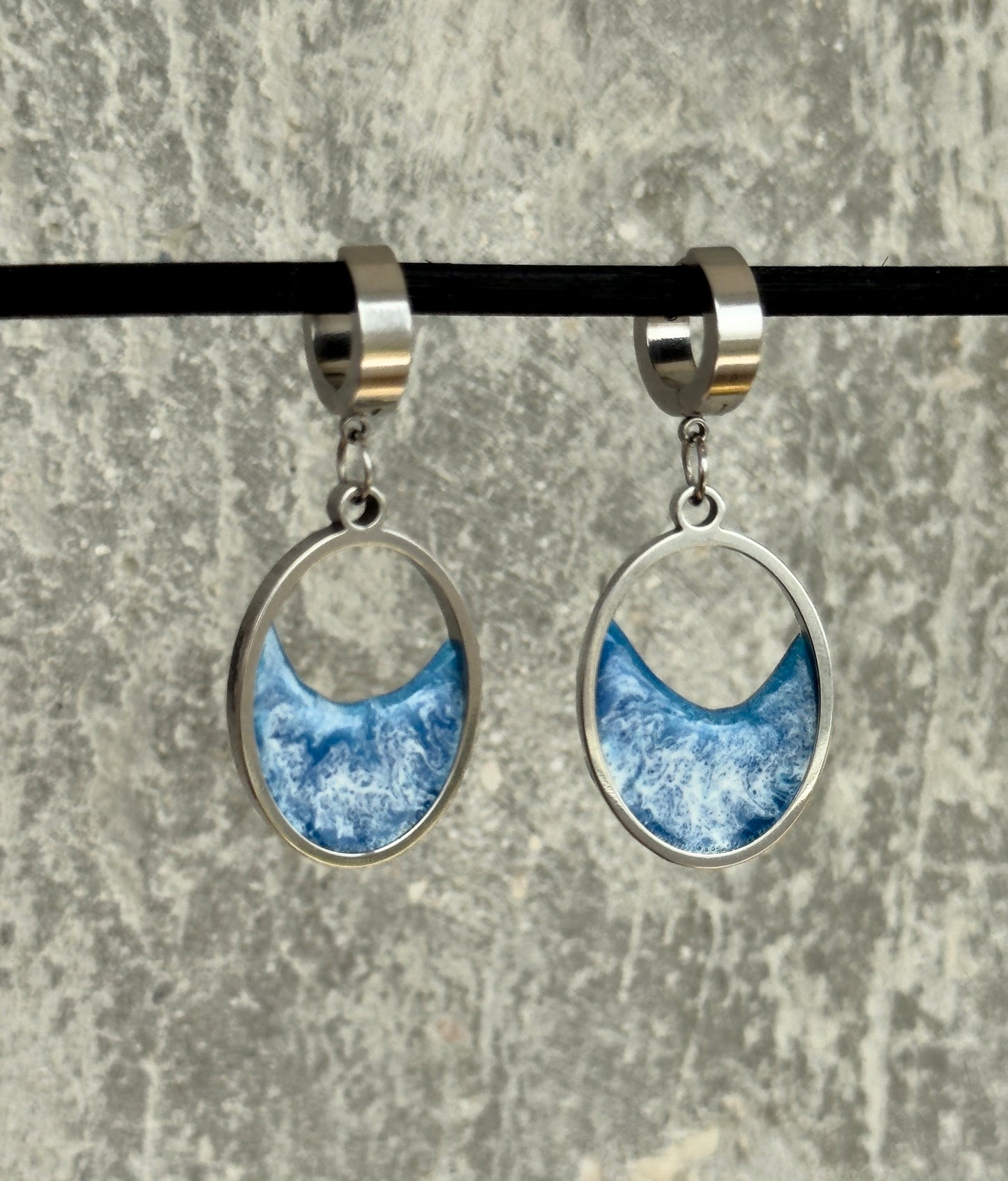 Pendientes de acero inoxidable con olas