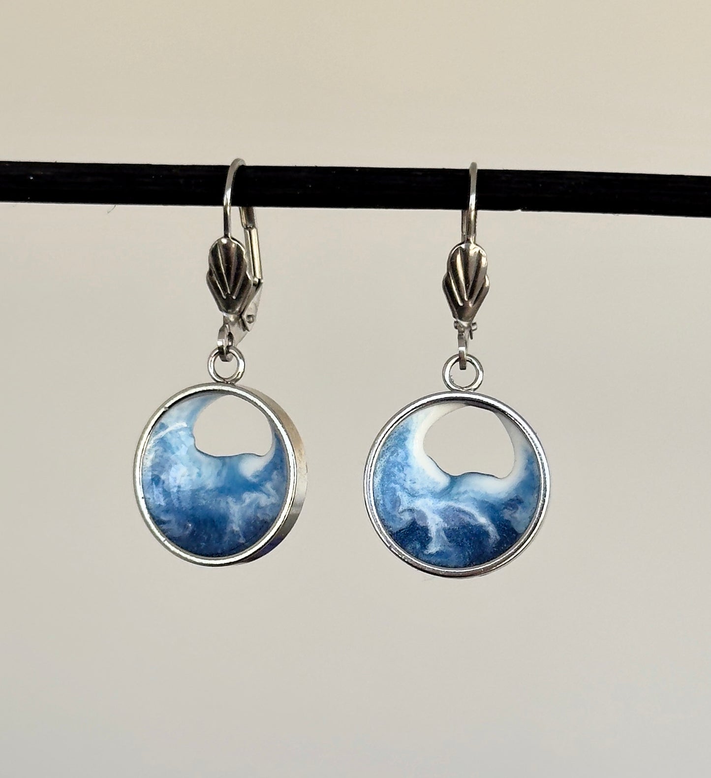 Pendientes de acero inoxidable con olas