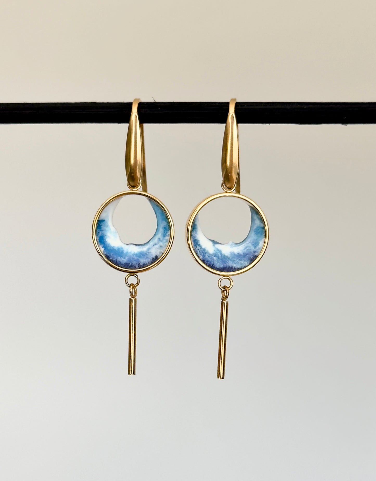 Pendientes de acero inoxidable con olas