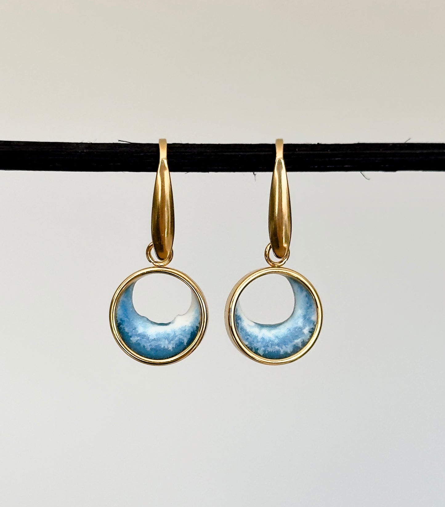 Pendientes de acero inoxidable con olas