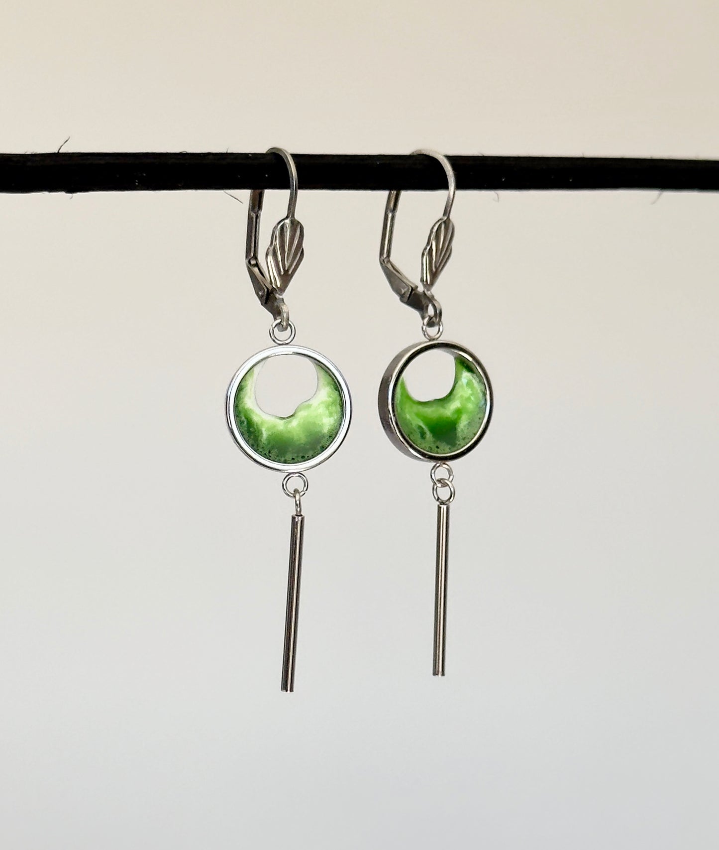 Pendientes de acero inoxidable con olas