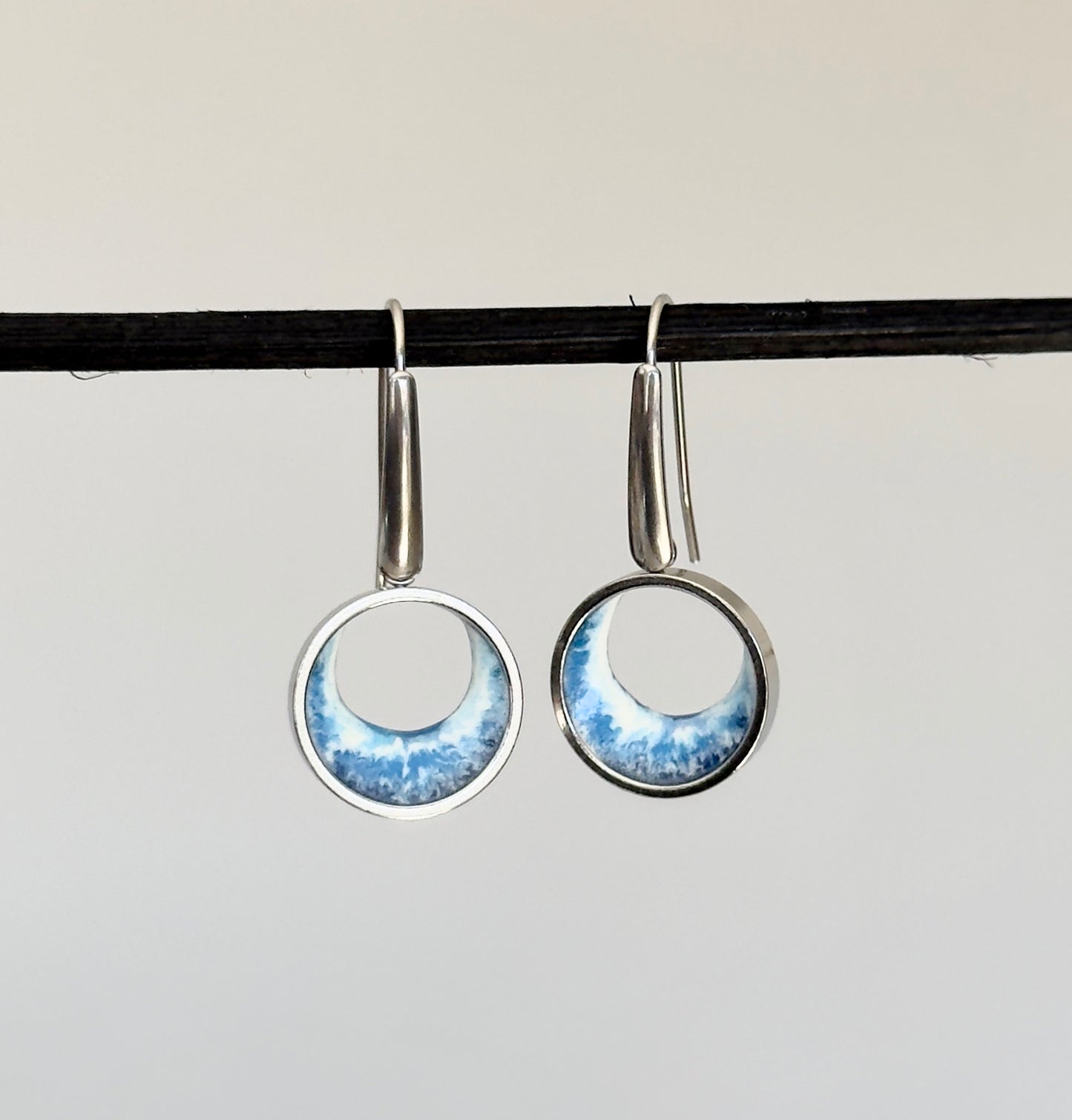 Pendientes de acero inoxidable con olas