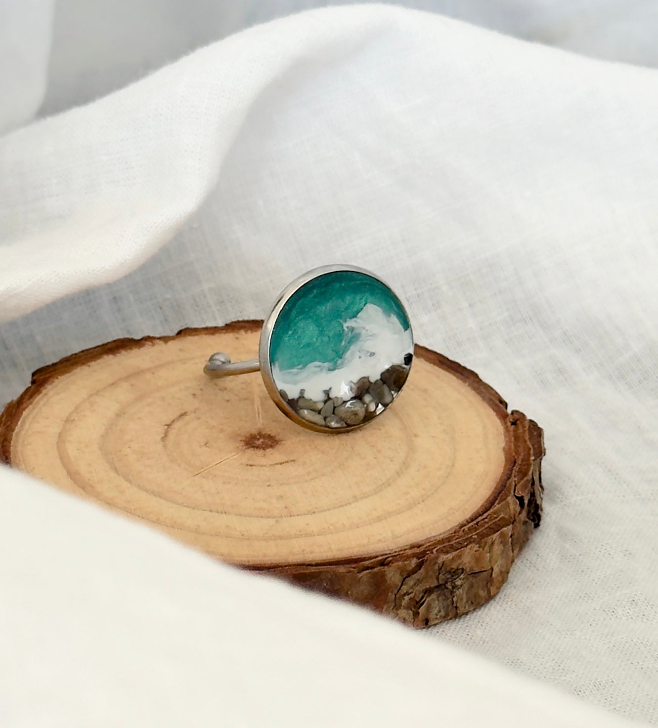 Anillo de acero inoxidable con motivos marinos