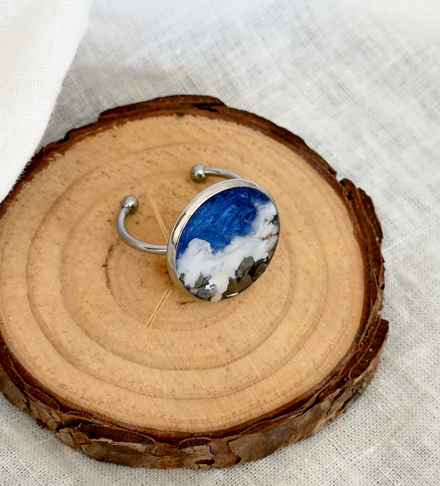 Anillo de acero inoxidable con motivos marinos