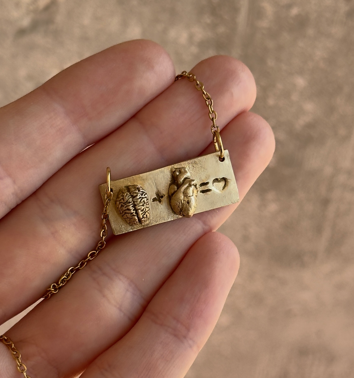 Colgante de bronce "El amor maduro"