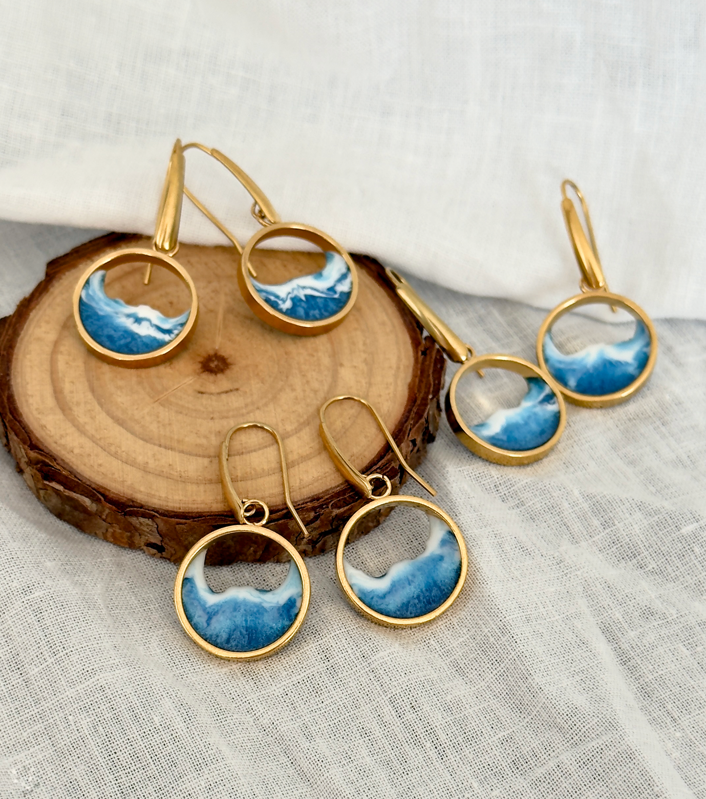Pendientes de acero inoxidable con diseño de olas