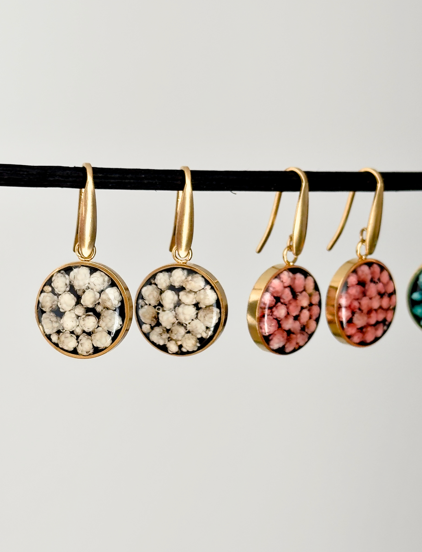 Pendientes con flores naturales