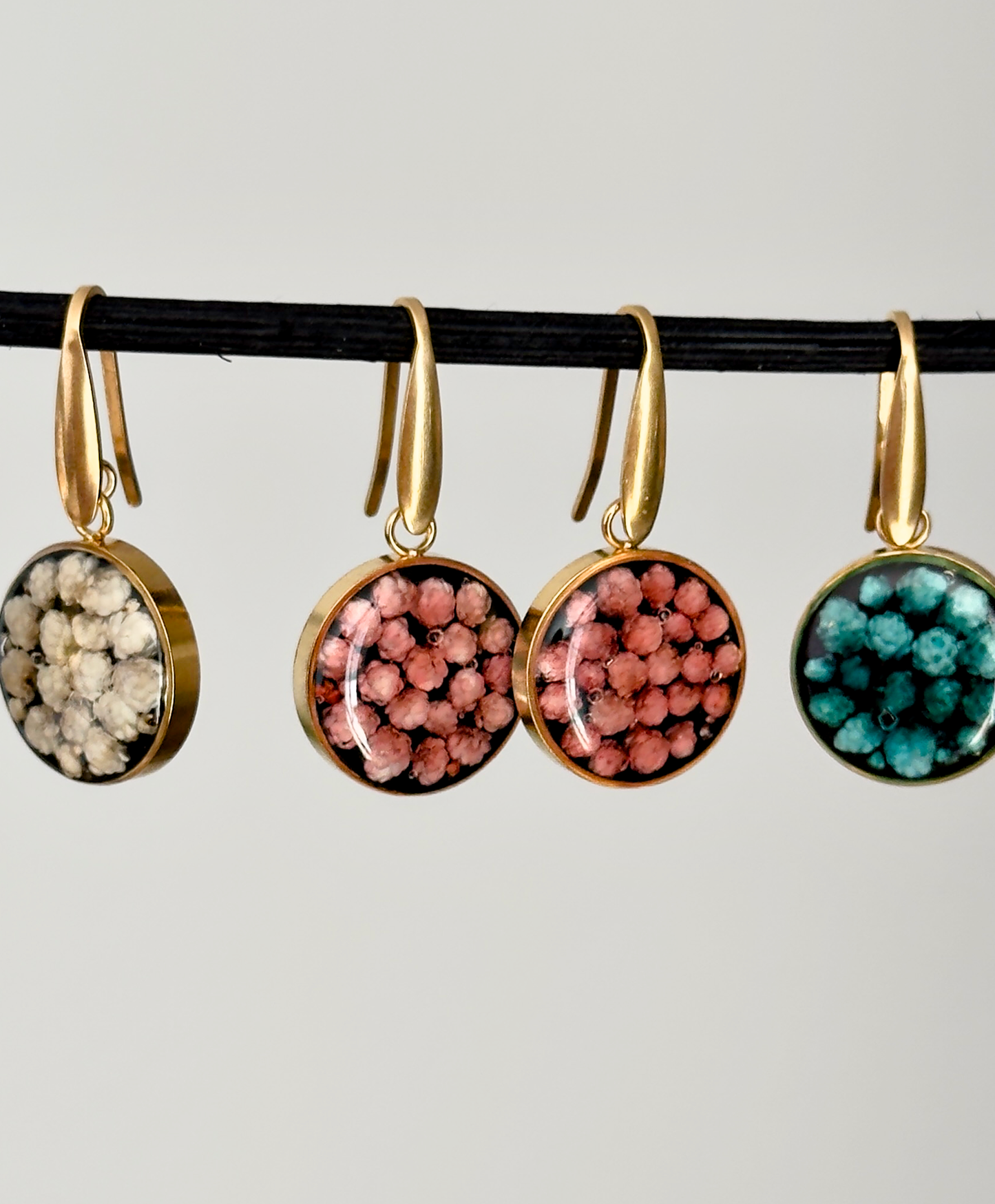 Pendientes con flores naturales