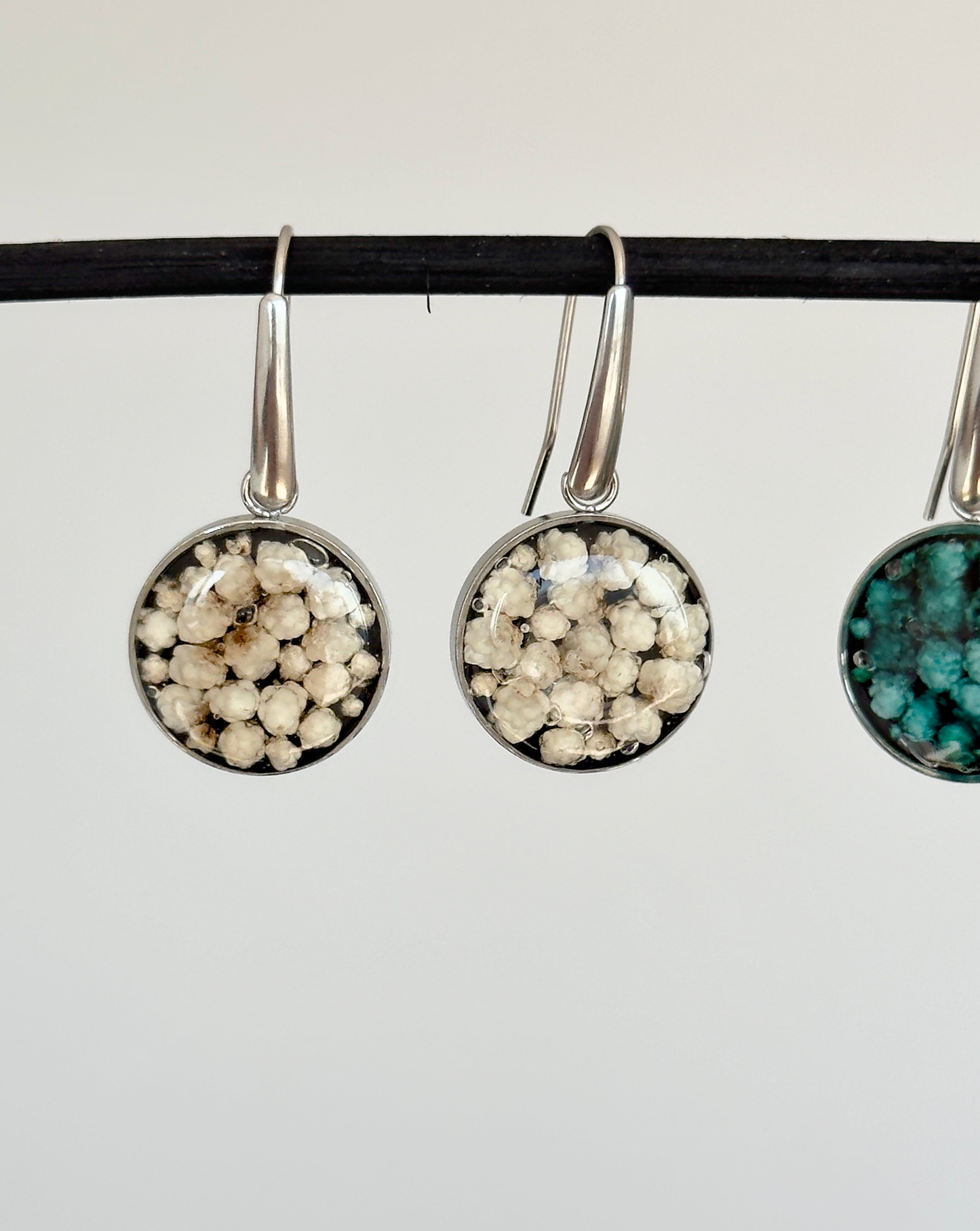 Pendientes con flores naturales