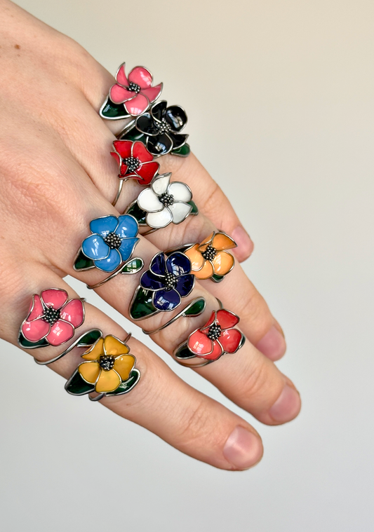 Anillo con flor