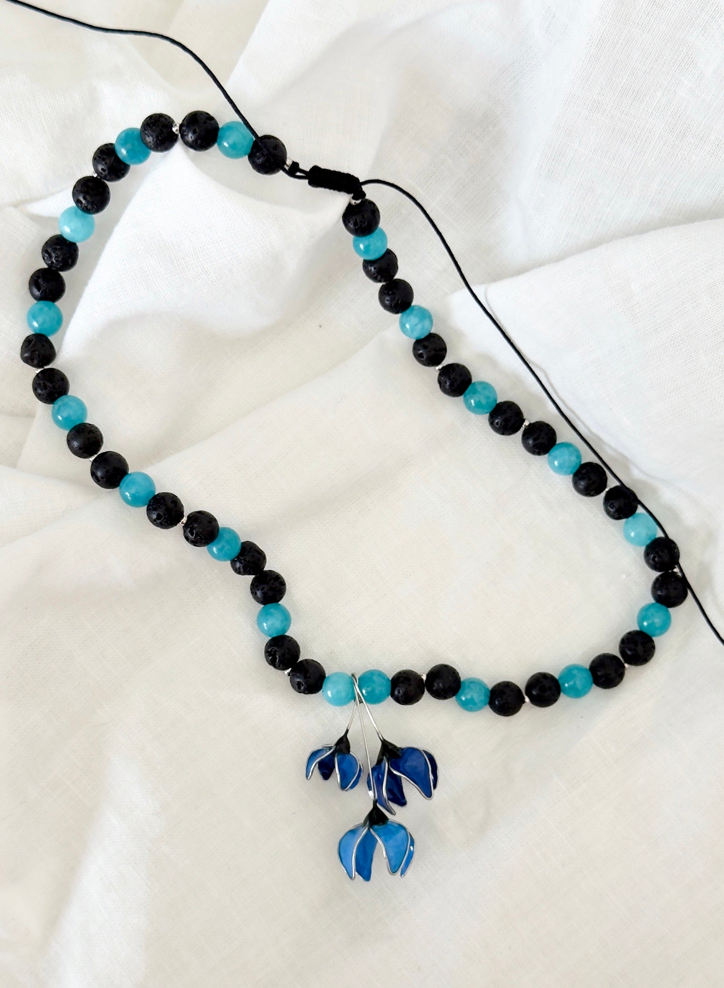 Blue flower necklace