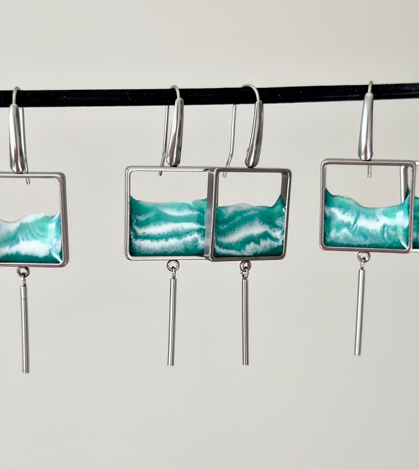 "El mar" Pendientes de acero inoxidable con diseño de olas