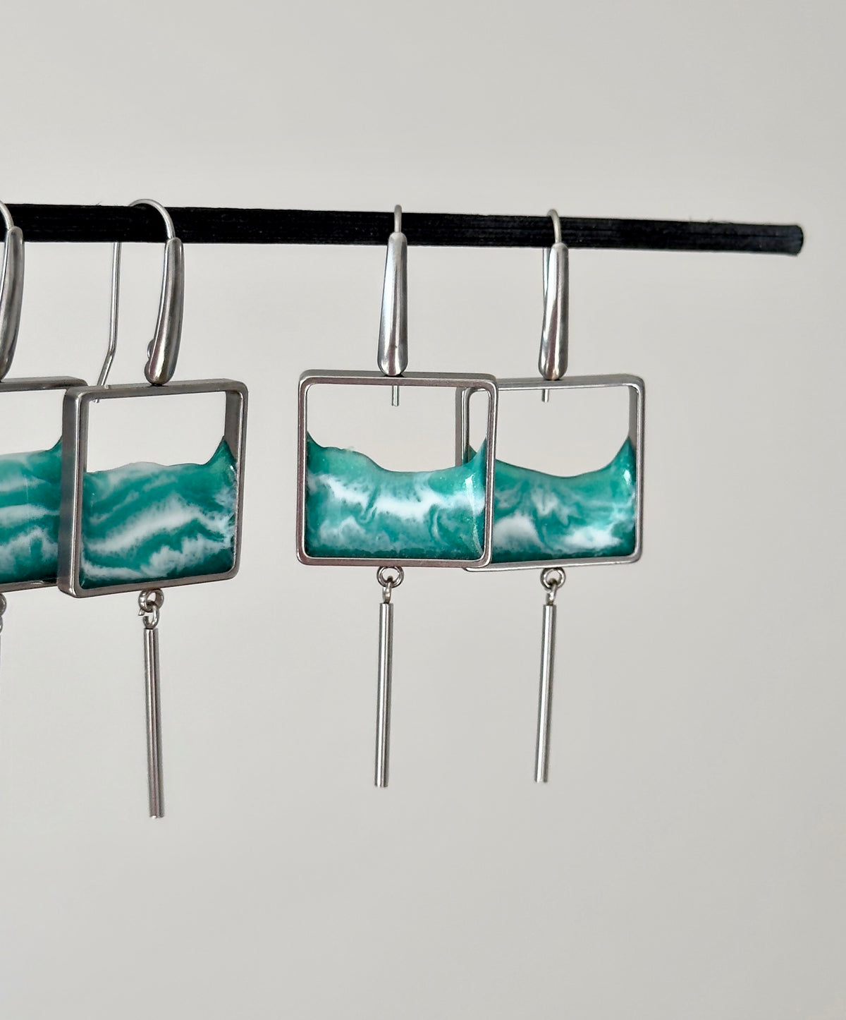 "El mar" Pendientes de acero inoxidable con diseño de olas