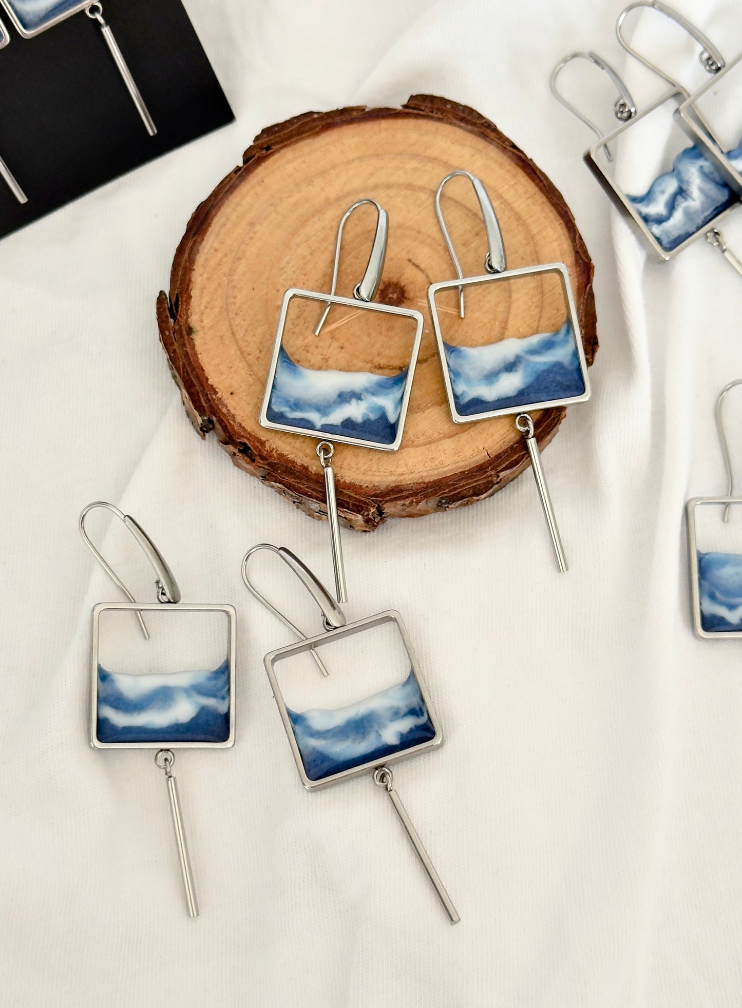 "El mar" Pendientes de acero inoxidable con diseño de olas