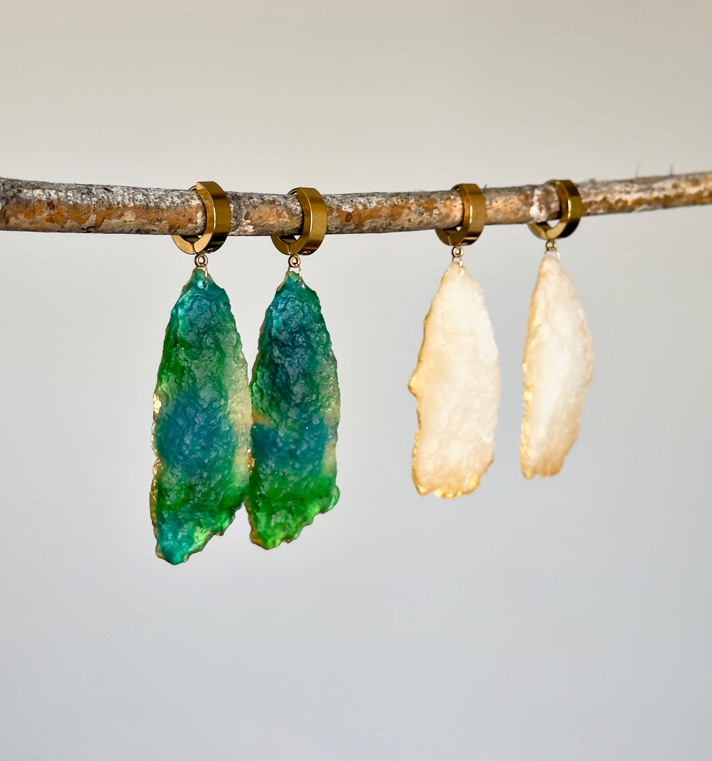 Earrings with imitation crystals