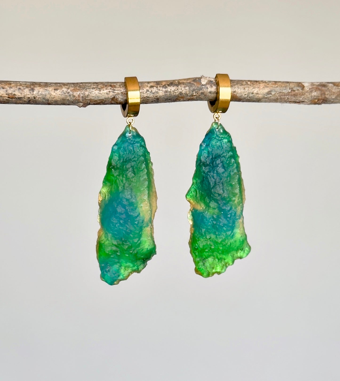 Earrings with imitation crystals