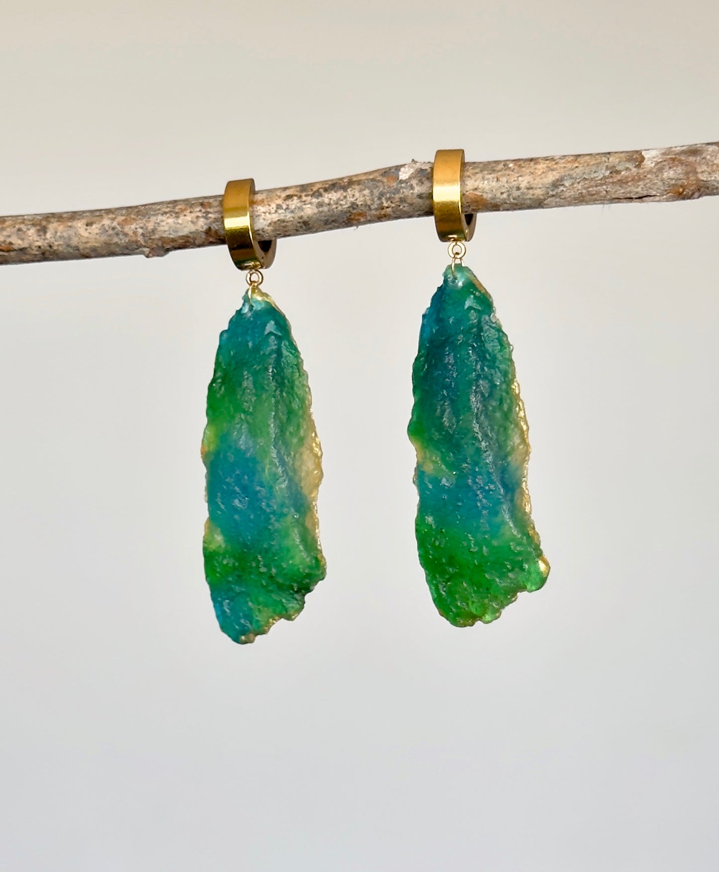 Earrings with imitation crystals
