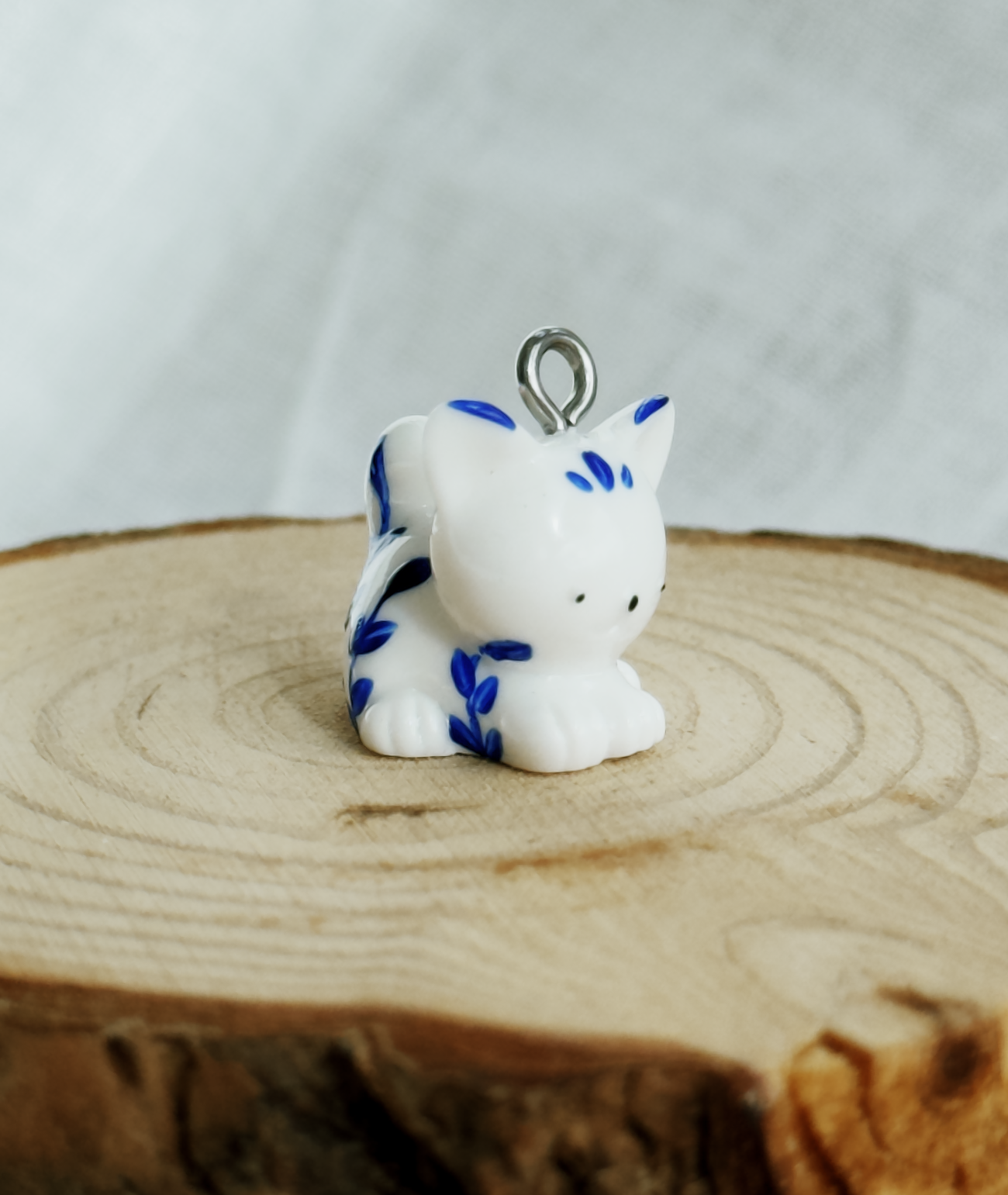 Todos los colgantes con miniatura de animal Gato y pintura a mano