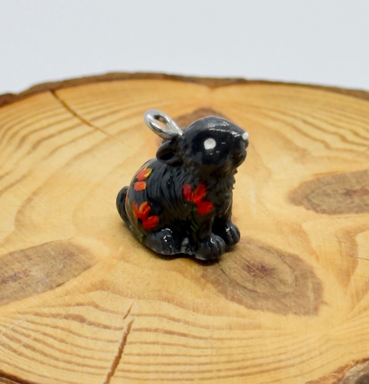 Todos los colgantes con miniatura de animal Conejo y pintura a mano