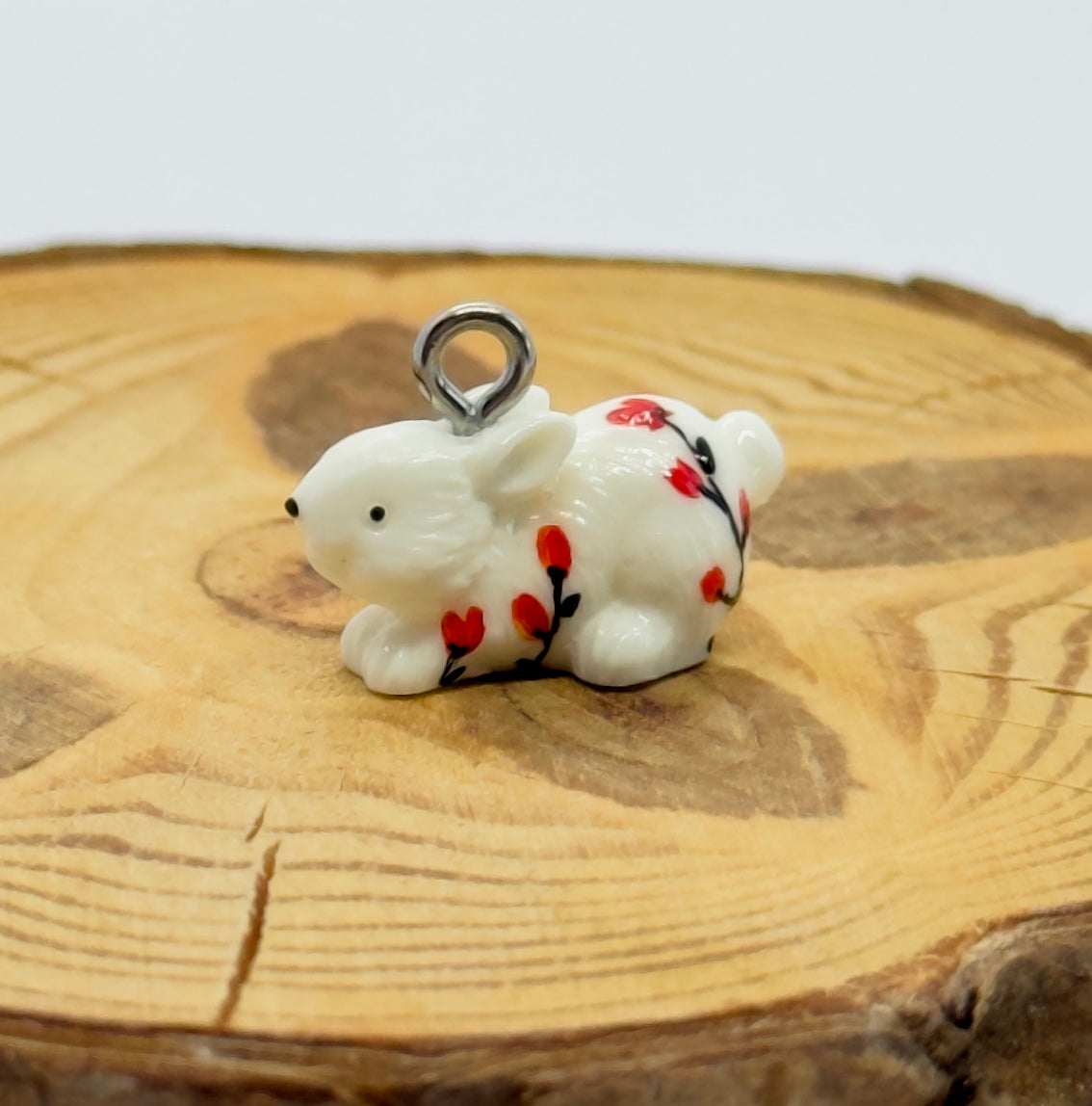 Todos los colgantes con miniatura de animal Conejo y pintura a mano