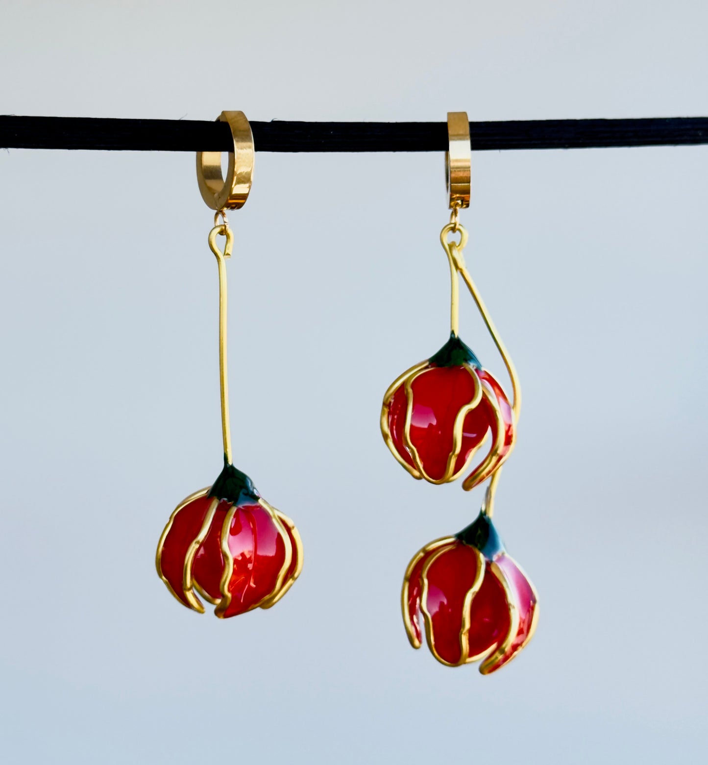 Pendientes con forma de flor, pendientes largos asimétricos Rojo