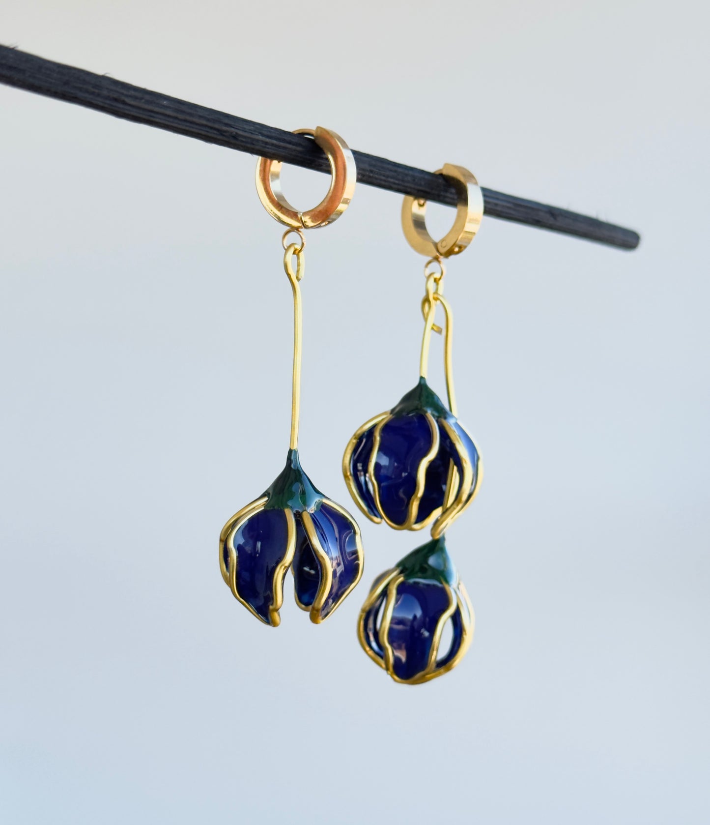 Pendientes con forma de flor, pendientes largos asimétricos Azul
