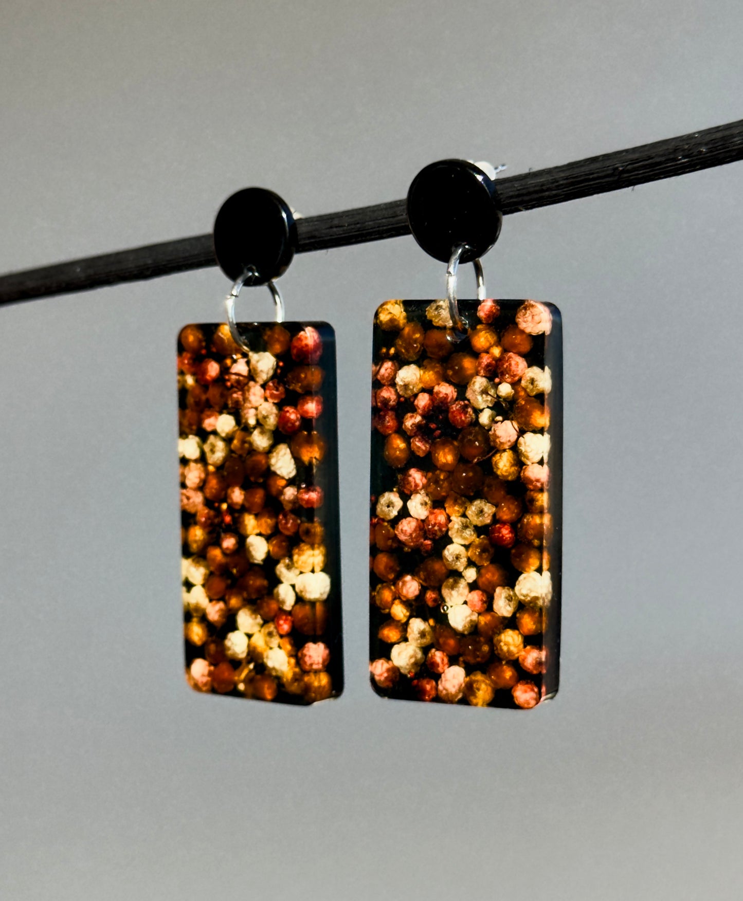 Black earrings with real flowers 