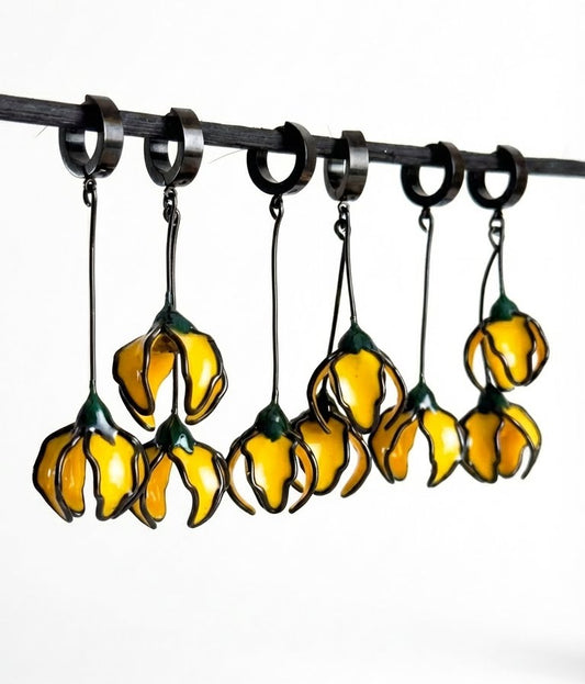 B04. Pendientes con forma de flor, pendientes largos asimétricos Amarillos