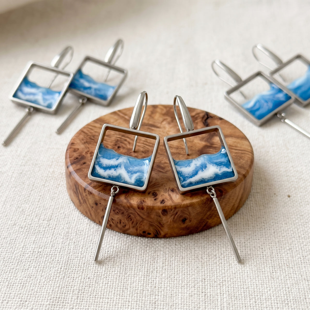 "El mar" Pendientes de acero inoxidable con diseño de olas